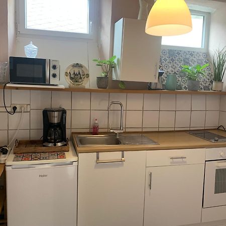 Appartement Familial Le Tanis Pontorson Buitenkant foto